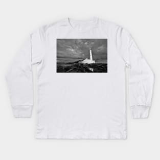 St Mary's Island reflected - Monochrome Kids Long Sleeve T-Shirt